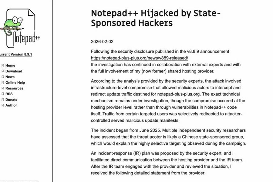 Capture d’écran du site de Notepad++ : article daté du 2 février 2026 intitulé « Notepad++ Hijacked by State-Sponsored Hackers », à côté du logo caméléon et de la mention « Current Version 8.9.1 ».