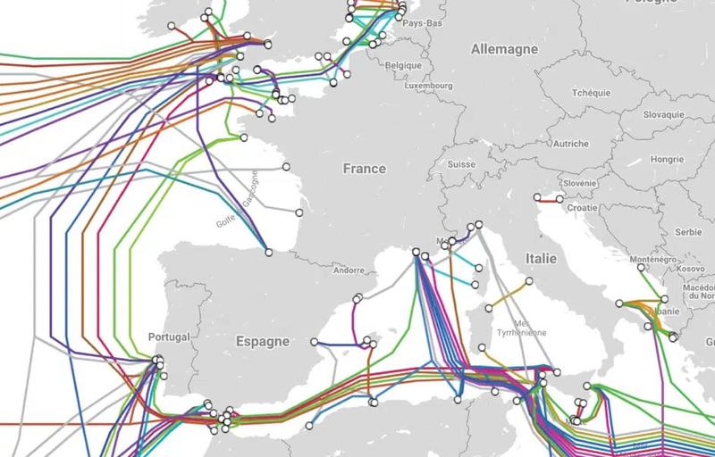 Carte des câbles sous-marins qui atterrissent en Europe de l’Ouest et autour de la Méditerranée.