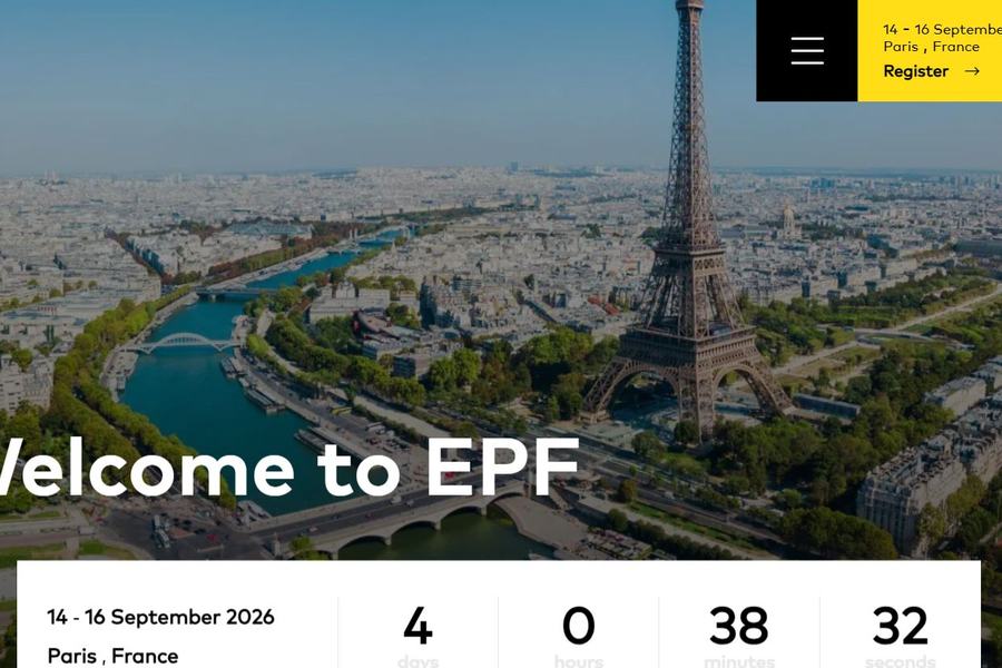 Capture du site de l’European Peering Forum : « Welcome to EPF », 14 au 16 septembre 2026, Paris, sur une vue aérienne de Paris avec la tour Eiffel et la Seine.